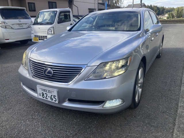 Lexus LS 2008-04 185930-0
