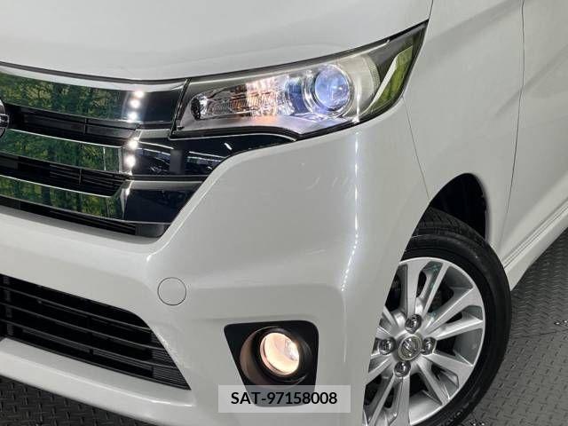 Nissan DAYZ 2014-03 323285-12