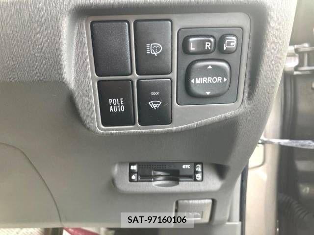 Toyota PRIUS 2011-08 327837-6