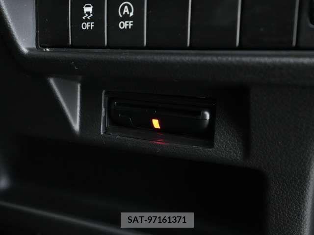 Suzuki X BEE 2019-06 377300-16