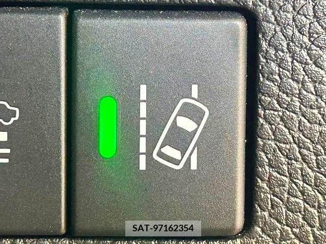 Honda FREED 2022-06 360569-6