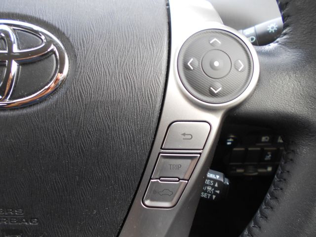 Toyota PRIUS ALPHA 2018-10 20718-24