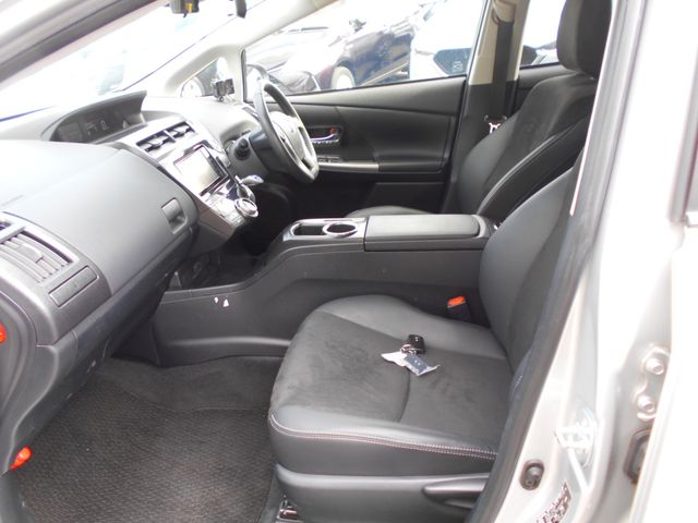 Toyota PRIUS ALPHA 2018-10 20718-10