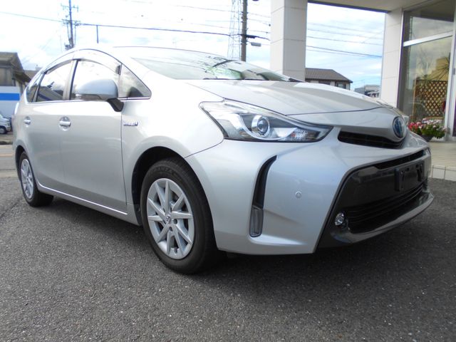Toyota PRIUS ALPHA 2018-10 20718-4