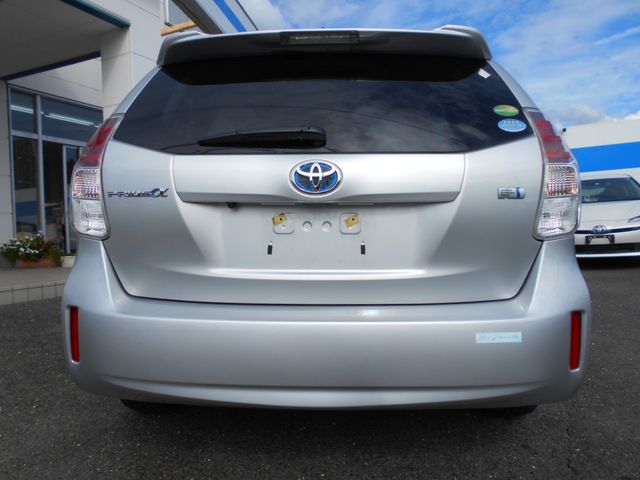 Toyota PRIUS ALPHA 2018-10 20718-6