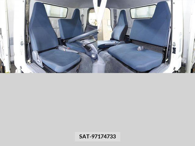Mitsubishi CANTER 2013-02 200280-17