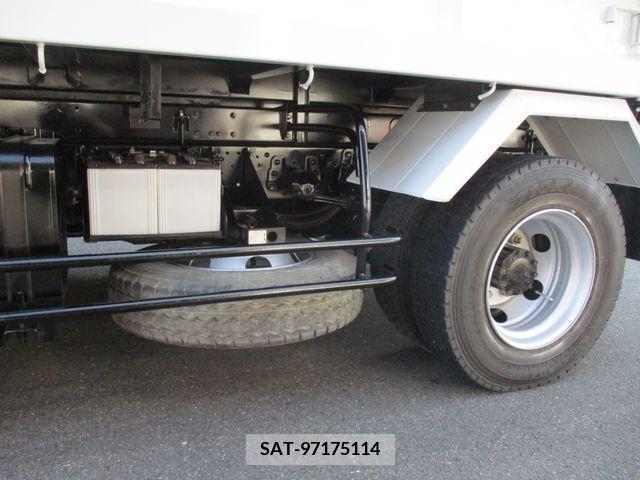 Isuzu FORWARD 2018-09 200826-11