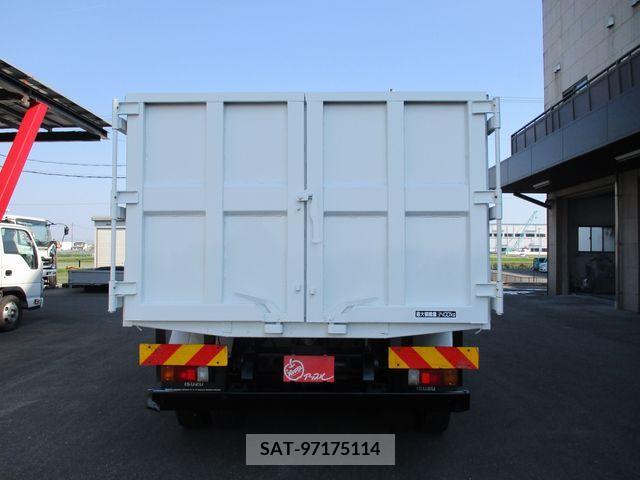 Isuzu FORWARD 2018-09 200826-13