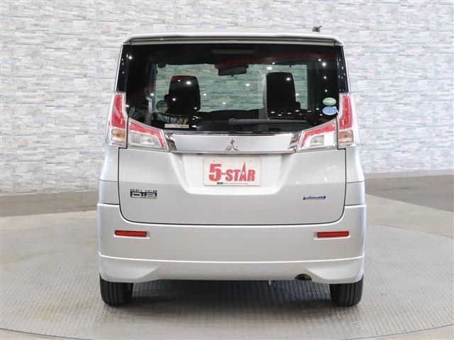Mitsubishi DELICA D2 2016-03 11643-7