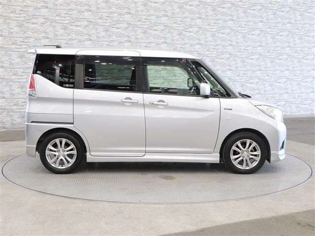 Mitsubishi DELICA D2 2016-03 11643-6