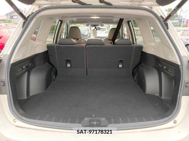 Subaru FORESTER 2018-09 360427-10