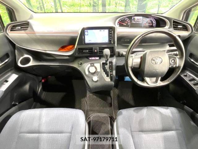 Toyota SIENTA 2016-08 215210-1