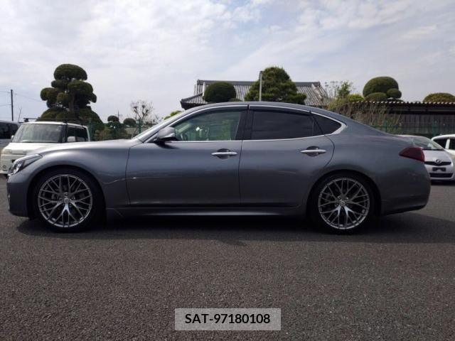 Nissan FUGA 2015-07 270715-11