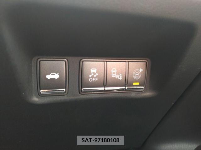 Nissan FUGA 2015-07 270715-15