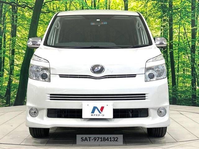 Toyota VOXY 2009-11 395004-15