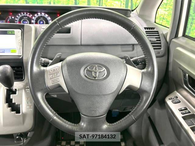 Toyota VOXY 2009-11 395004-12