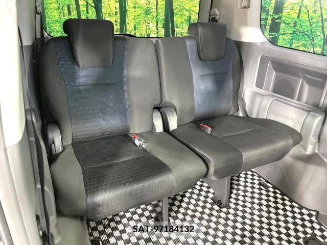 Toyota VOXY 2009-11 395004-10