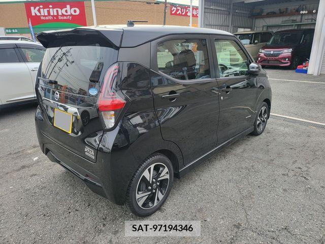 Nissan DAYZ 2019-99 326548-1
