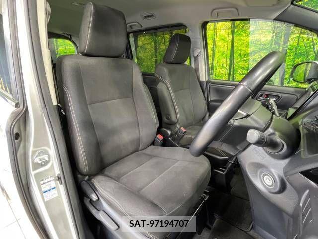 Toyota ESQUIRE 2014-12 329987-8