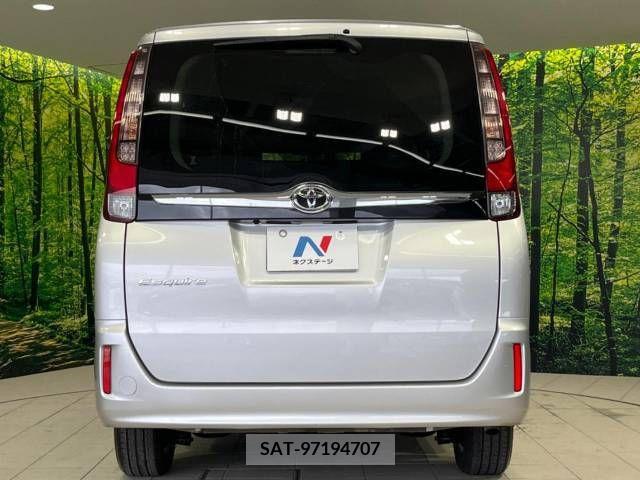 Toyota ESQUIRE 2014-12 329987-15