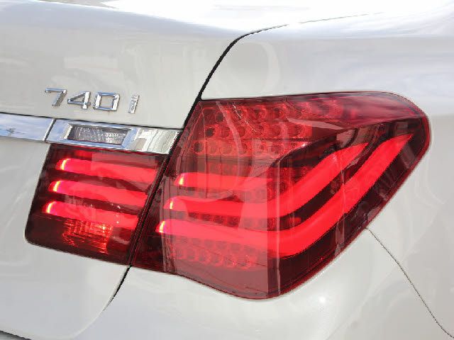 Bmw 7 SERIES 2015-07 28378-27