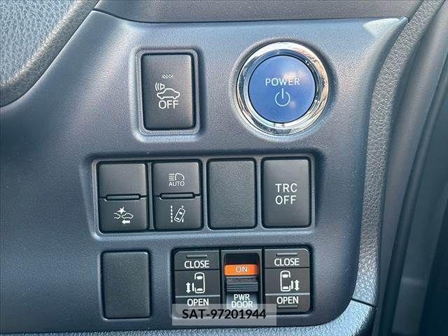 Toyota VOXY HYBRID 2016-11 322811-20
