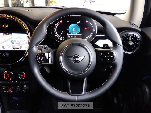Bmw MINI 2021-09 332480-19
