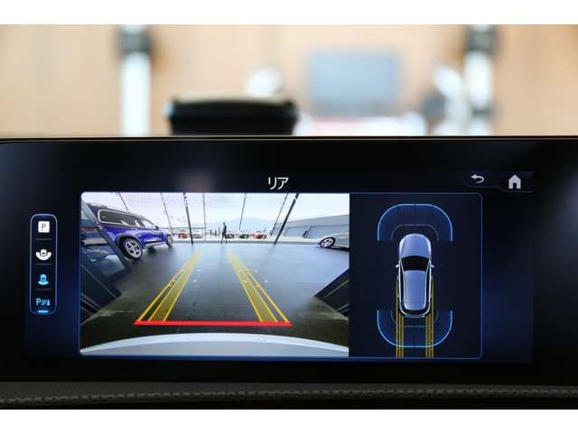 Mercedes Benz A-CLASS 2023-04 27262-15