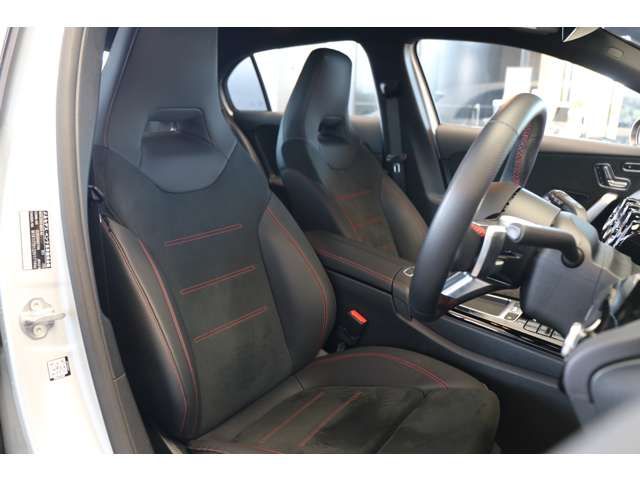 Mercedes Benz A-CLASS 2023-04 27262-2