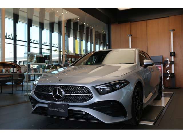 Mercedes Benz A-CLASS 2023-04 27262-4