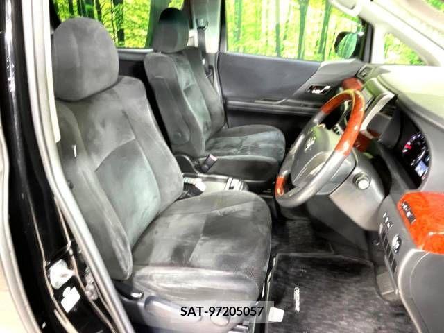 Toyota VELLFIRE 2009-12 369732-8
