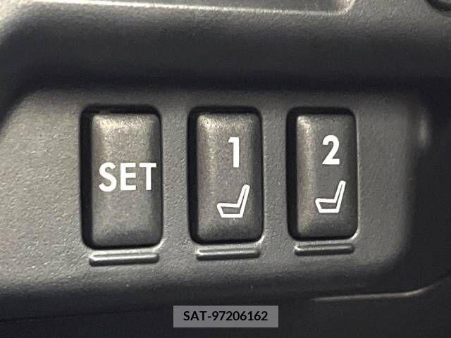 Subaru LEVORG 2017-01 383984-7