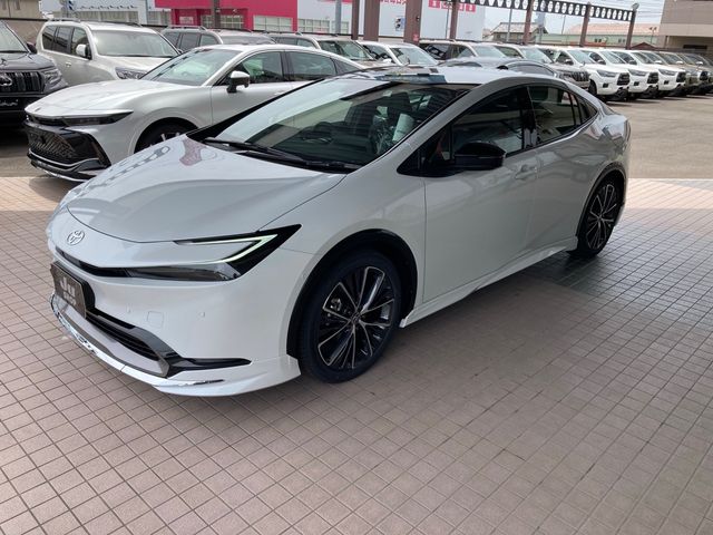 Toyota PRIUS 2023-07 4092-2