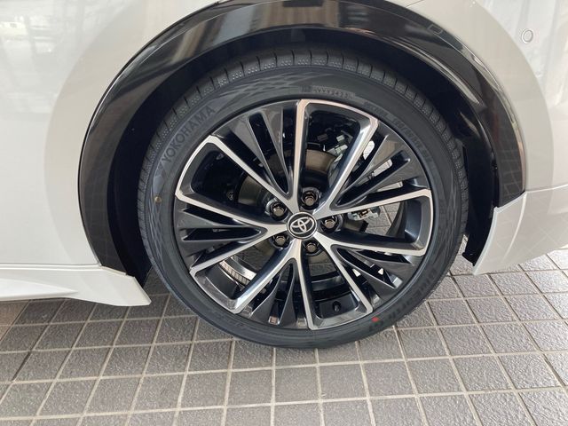 Toyota PRIUS 2023-07 4092-7