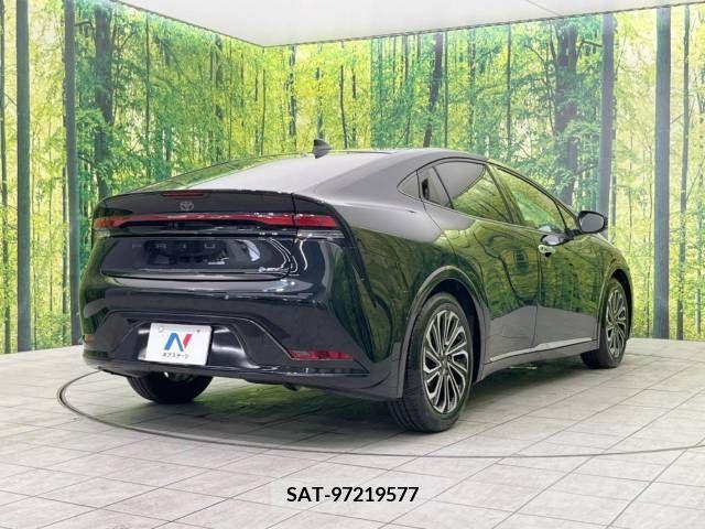 Toyota PRIUS 2023-06 281799-17