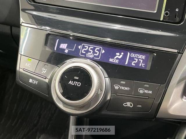 Toyota PRIUS ALPHA 2016-02 366773-6