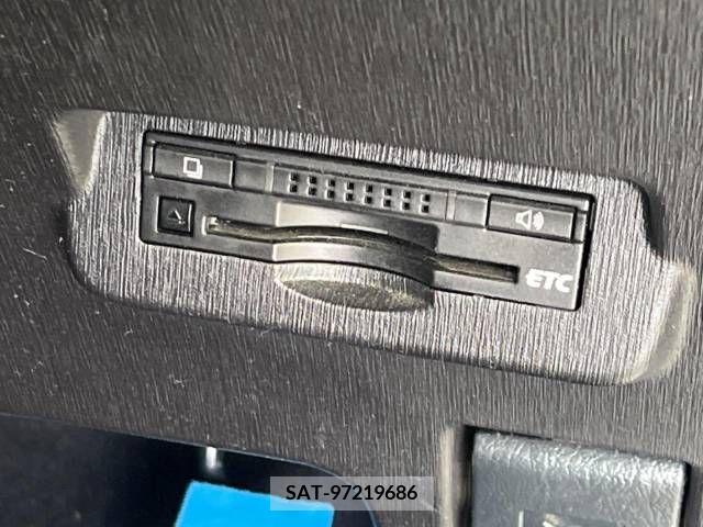 Toyota PRIUS ALPHA 2016-02 366773-4