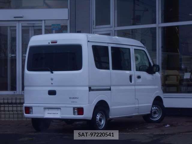 Suzuki EVERY 2023-05 204882-1