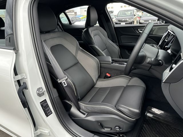 Volvo S60 2022-09 11346-14