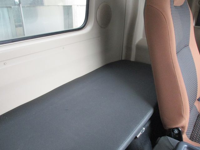 Hino RANGER 2018-06 188150-19