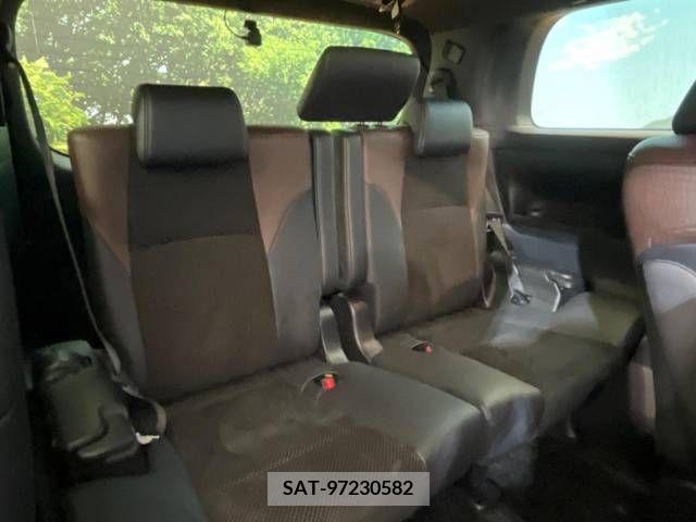 Toyota ALPHARD 2017-04 299386-10