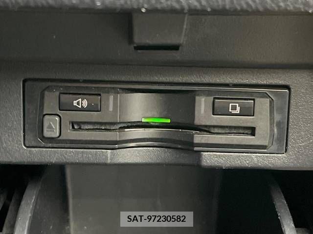 Toyota ALPHARD 2017-04 299386-7