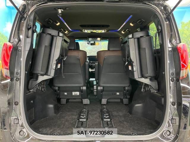 Toyota ALPHARD 2017-04 299386-11