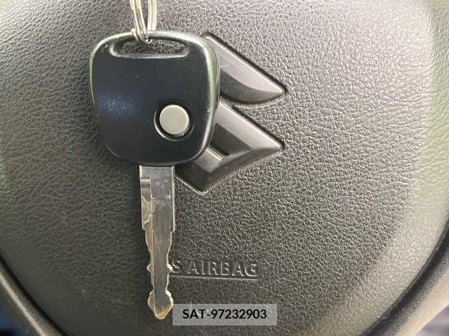 Suzuki ALTO 2018-02 305084-7
