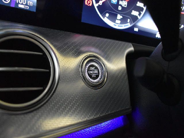 Mercedes Benz E-CLASS 2019-06 191136-3