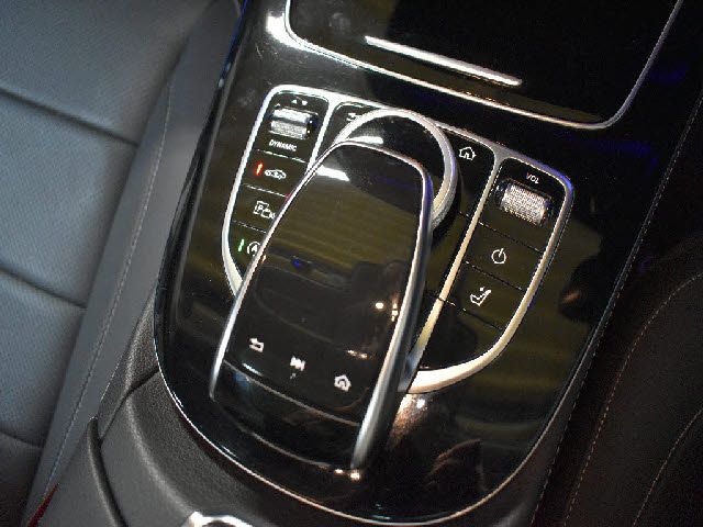 Mercedes Benz E-CLASS 2019-06 191136-11