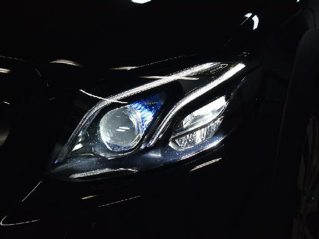 Mercedes Benz E-CLASS 2019-06 191136-27