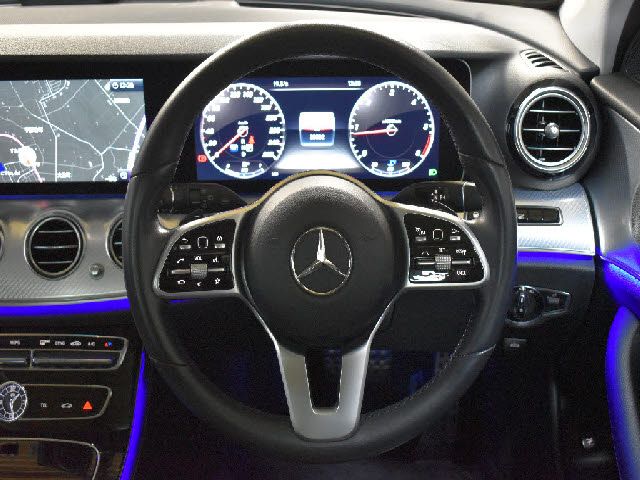 Mercedes Benz E-CLASS 2019-06 191136-15