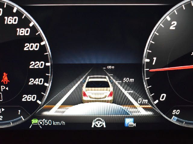 Mercedes Benz E-CLASS 2019-06 191136-5