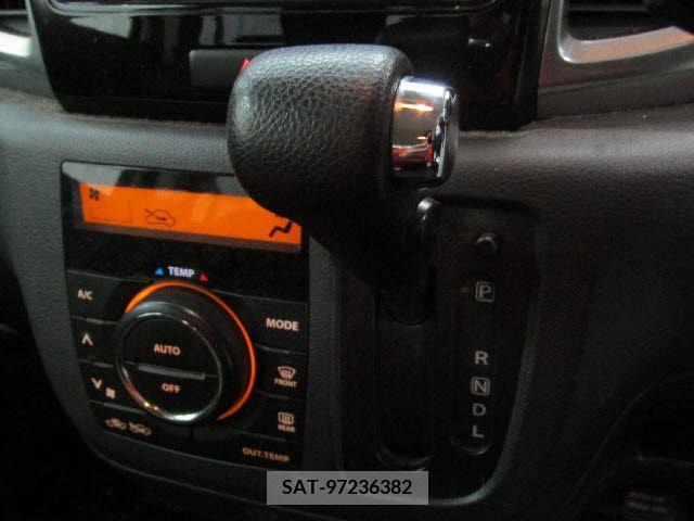 Suzuki SPACIA 2014-02 234896-19
